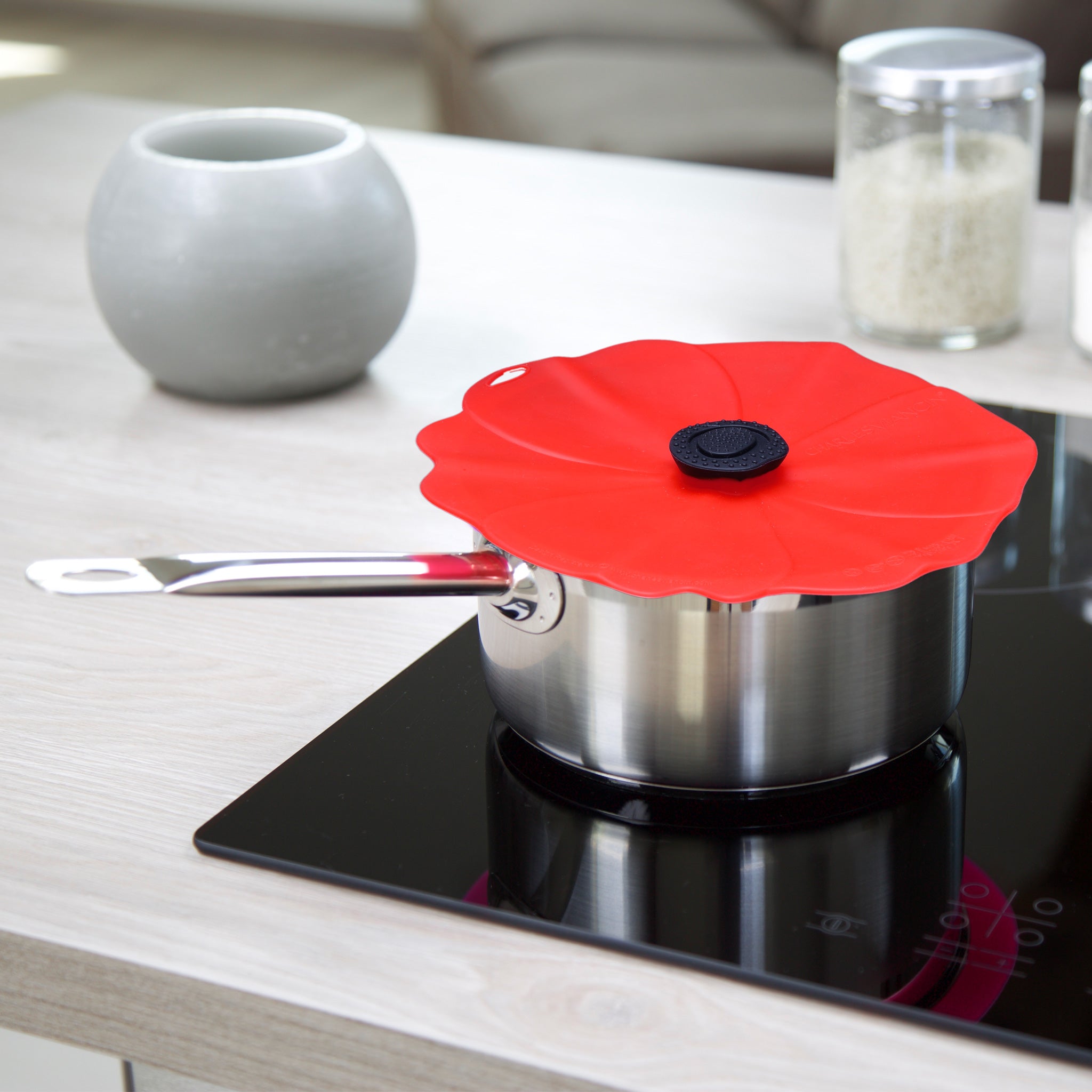 Poppy Lid 8