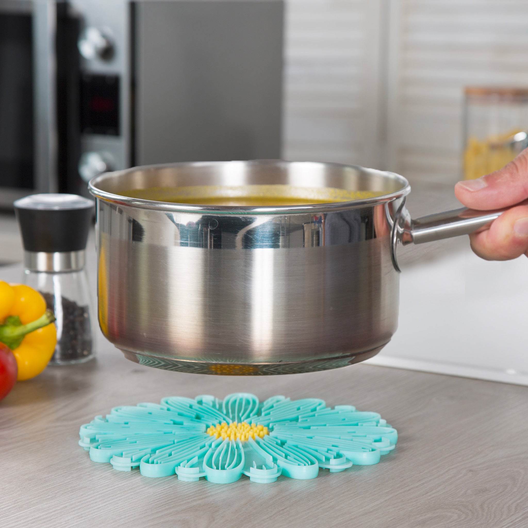 Daisy Trivet (Aqua) 6